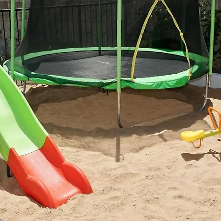 度假居 El Alpendre