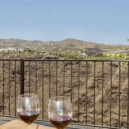 Сasa de vacaciones El Alpendre Con Piscina Climatizada Compartida Moya (Gran Canaria)