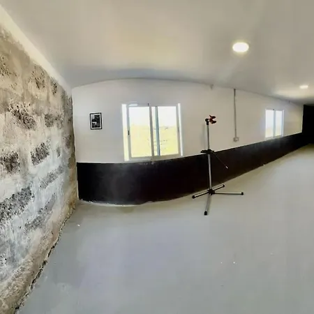 Сasa de vacaciones El Alpendre Con Piscina Climatizada Compartida *