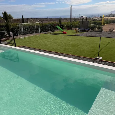 Feriehus El Alpendre Con Piscina Climatizada Compartida Moya (Gran Canaria)